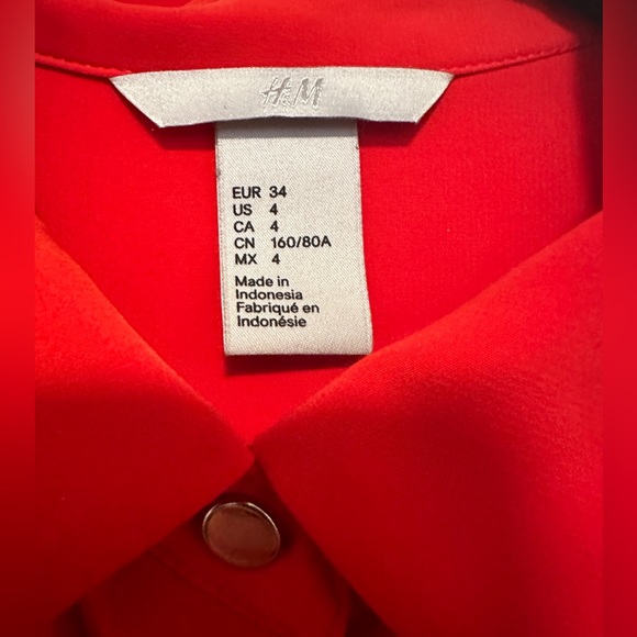 H&M Blouse - Picture 3 of 4